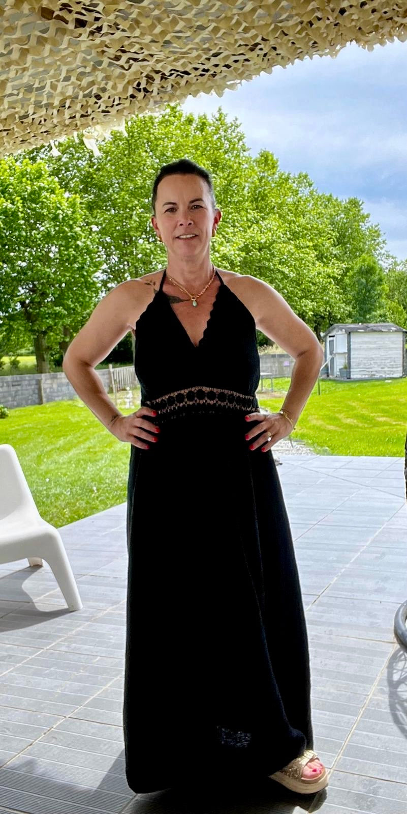 Robe longue détails dentelle