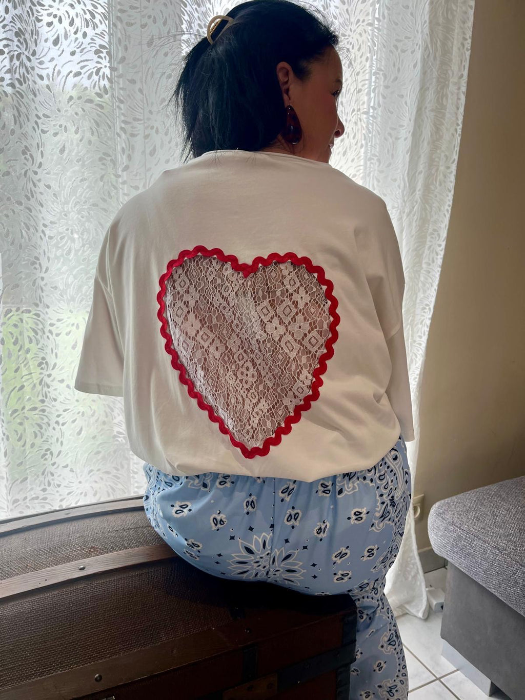 TEE SHIRT cœur dos dentelle