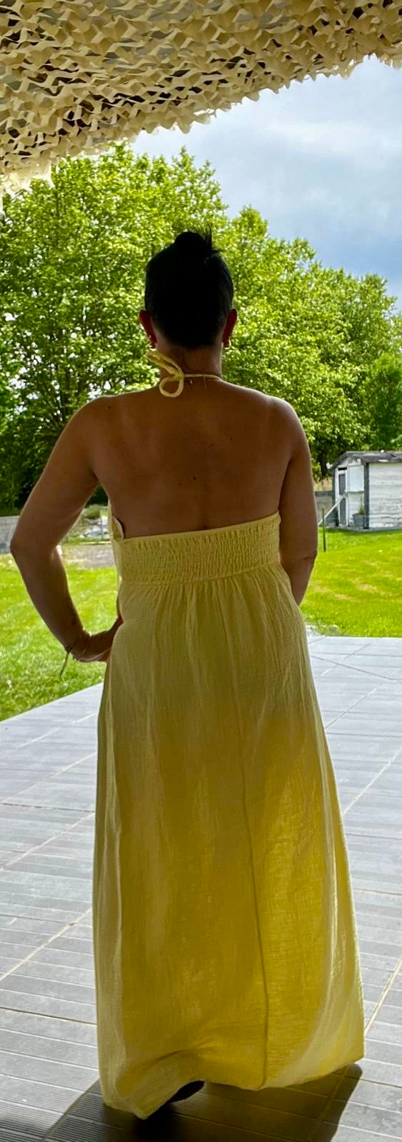 Robe longue détails dentelle