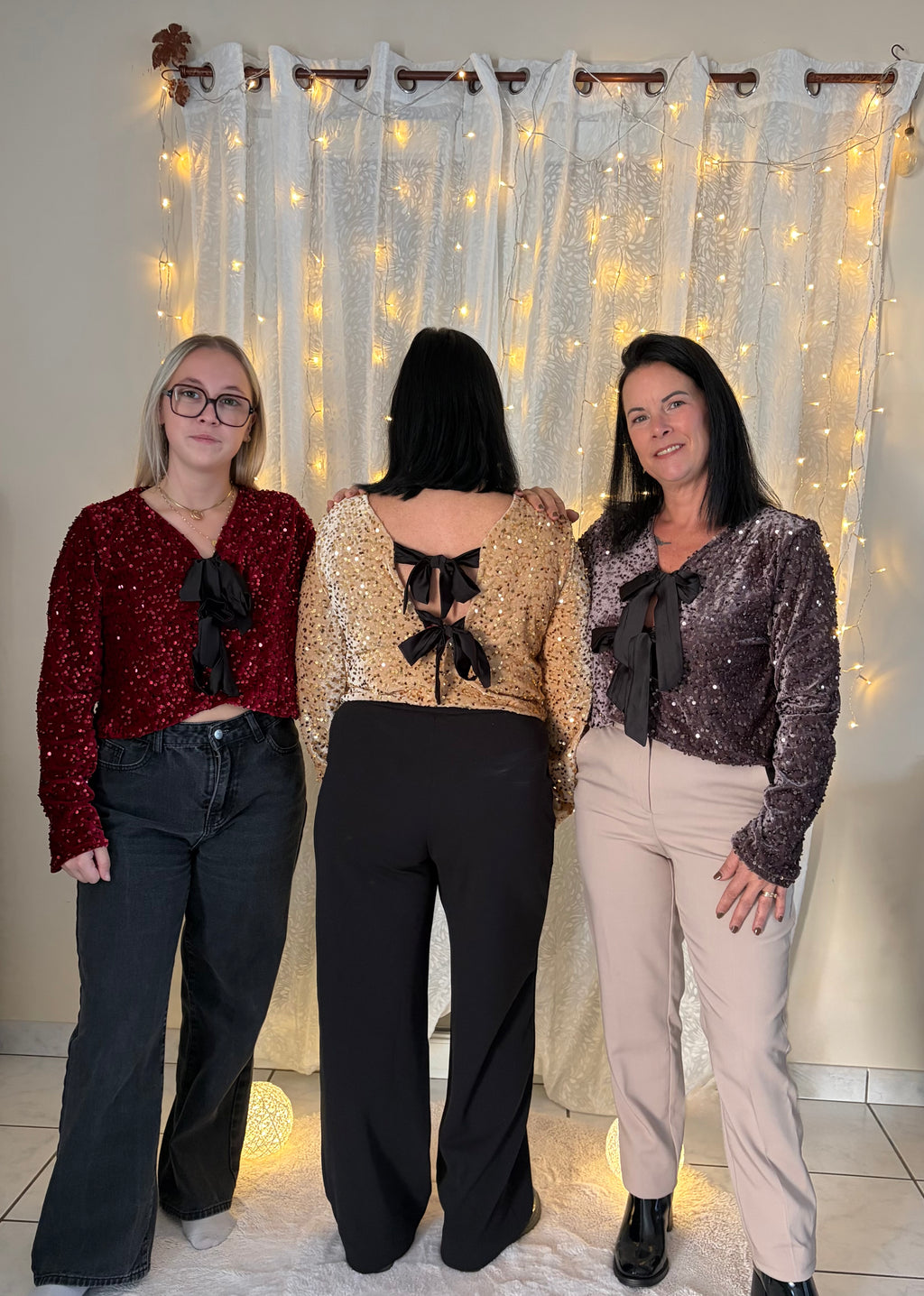 Top à noeuds sequins