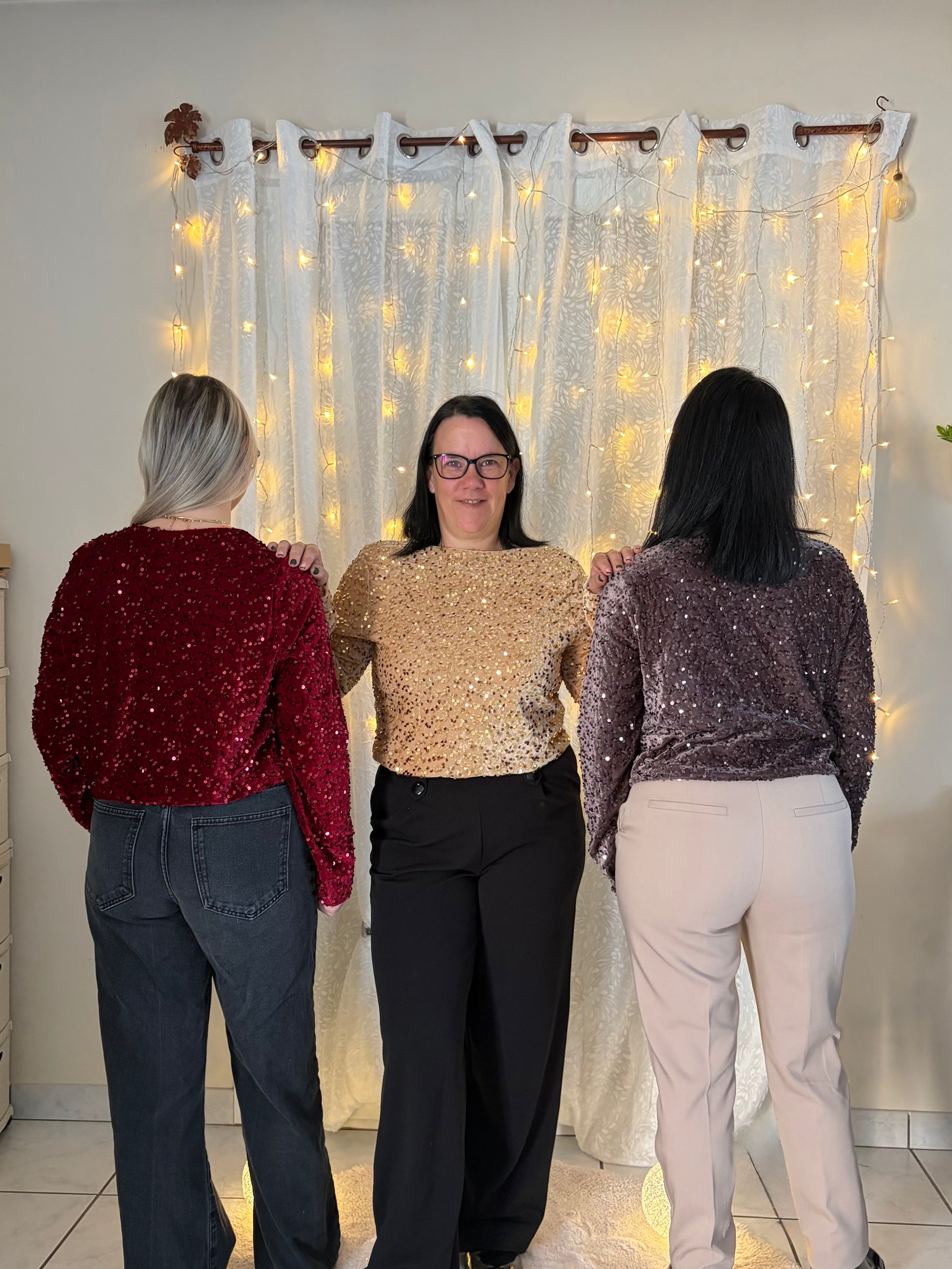 Top à noeuds sequins