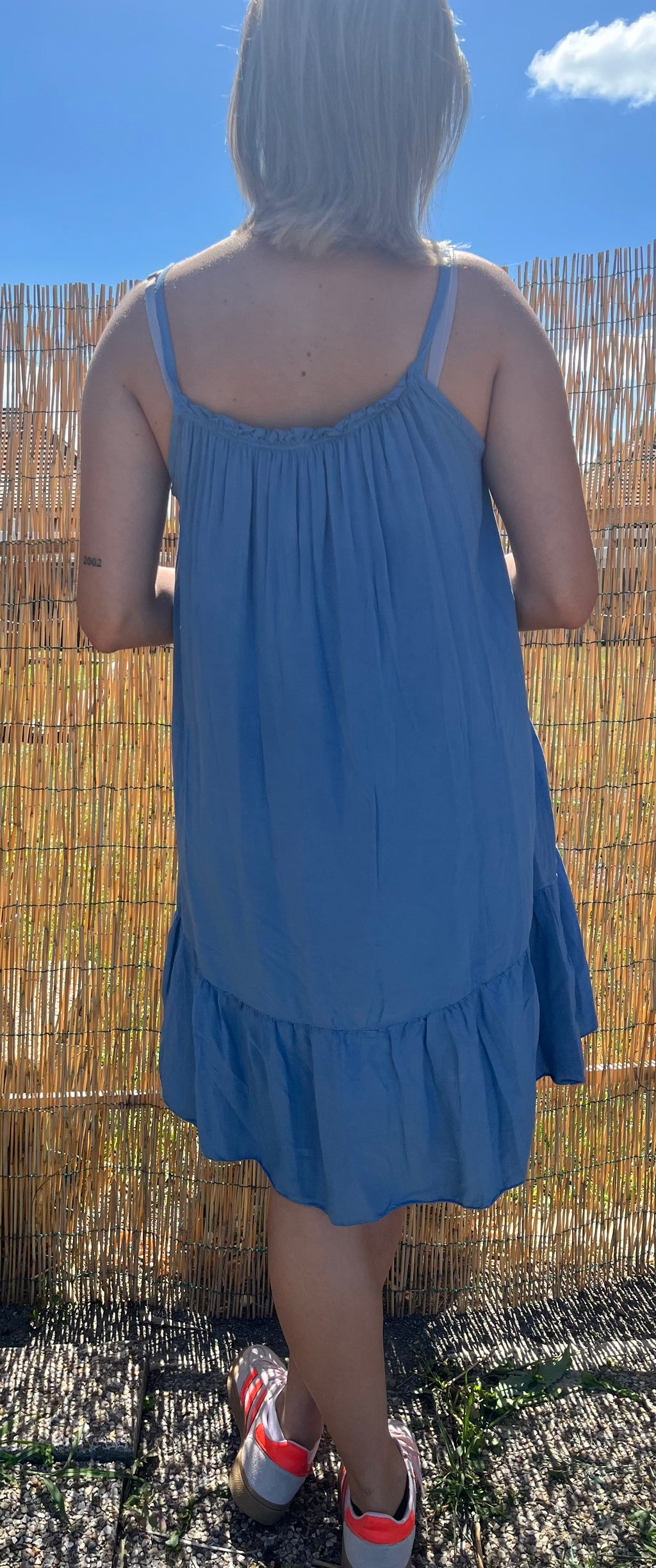 Robe fluide bleu ciel