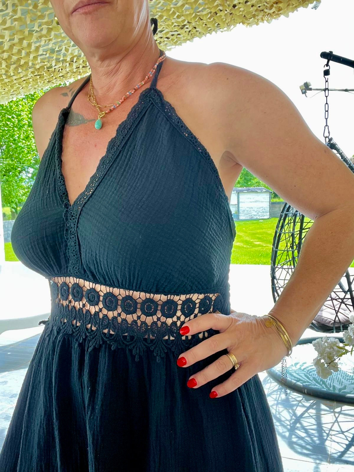 Robe longue détails dentelle
